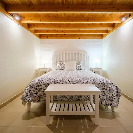 Nyaraló Stone Casa Do Caisinho Pico Island *