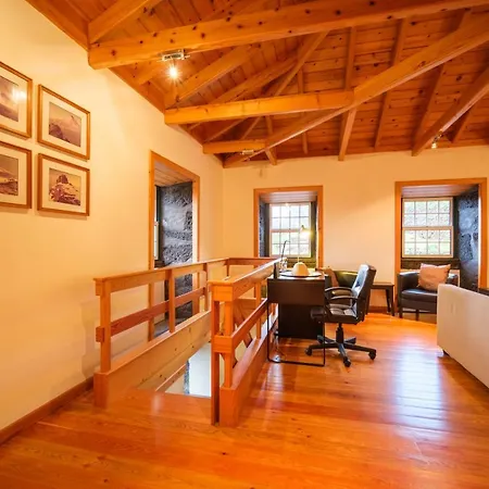 Stone Casa Do Caisinho Pico Island Holiday home Terra Alta