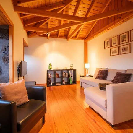 Holiday home Stone Casa Do Caisinho Pico Island *