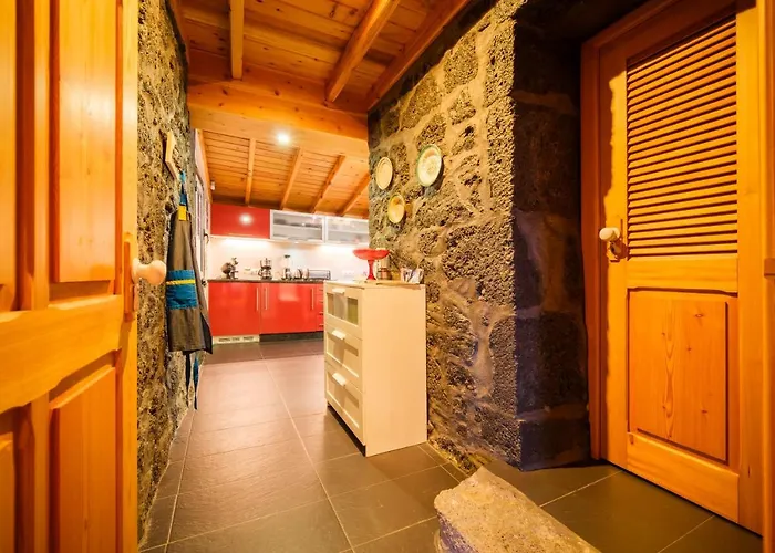 Stone Casa Do Caisinho Pico Island * Terra Alta